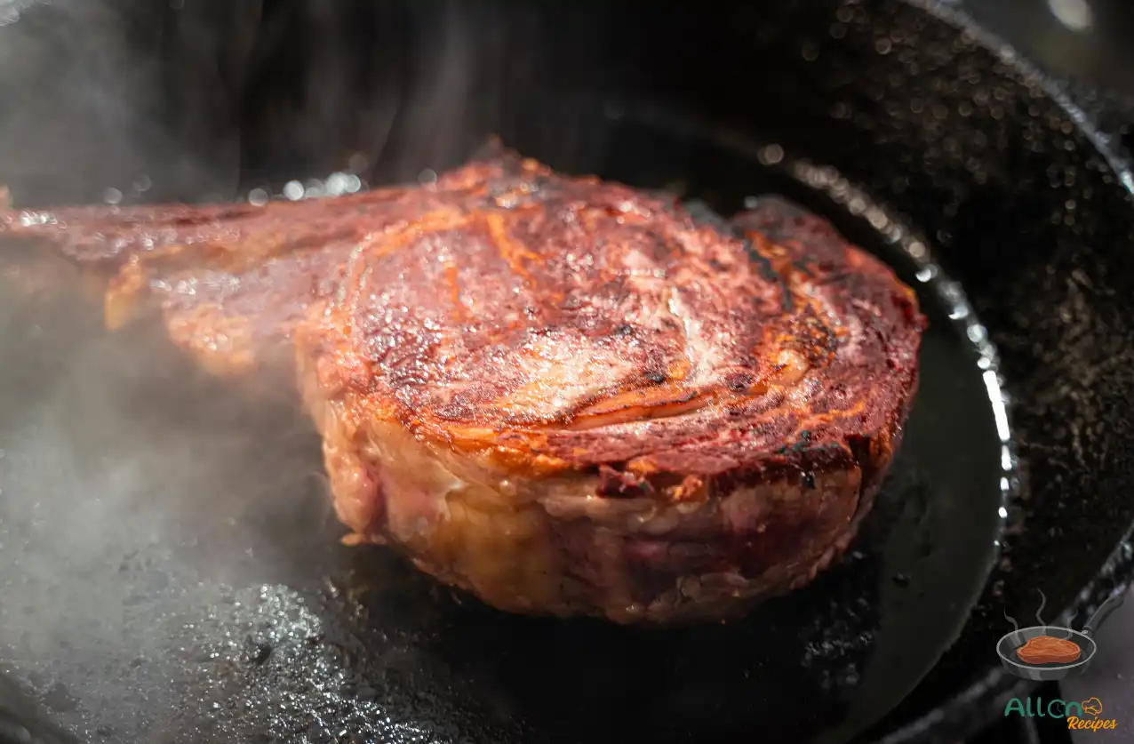 How to Cook Steak on Cast Iron Without Smoke or Mess